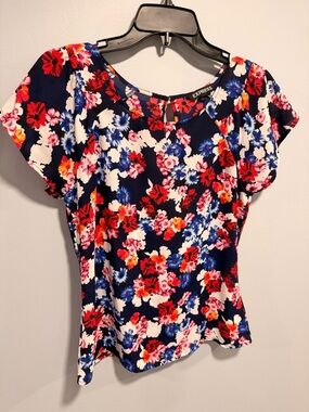 Express Navy Floral Short Sleeve Blouse with Red & Pink Accents